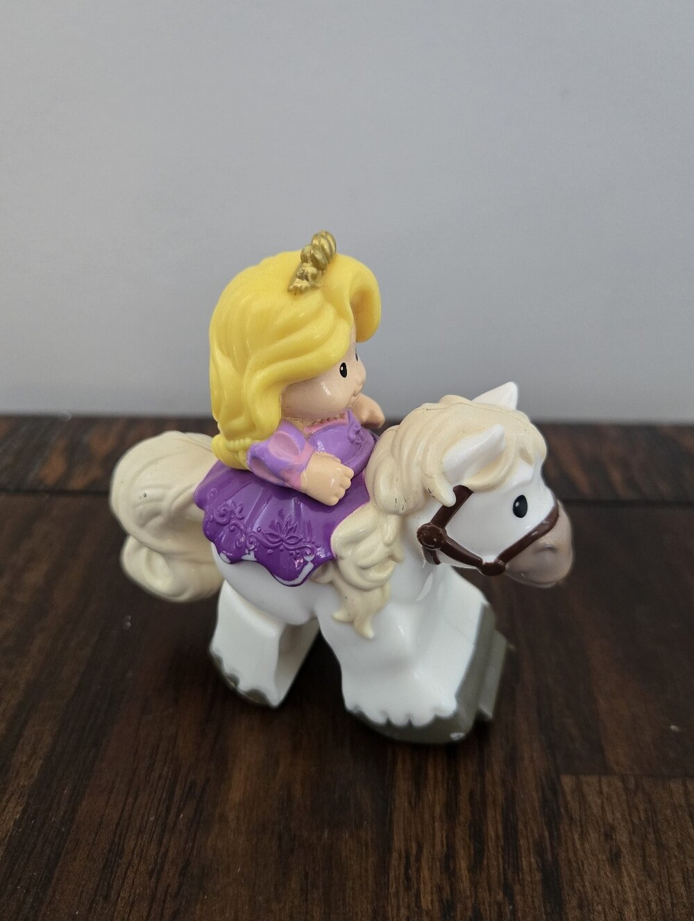 Fisher Price Little People Rapunzel Klip Klop Horse Disney Princess Figure